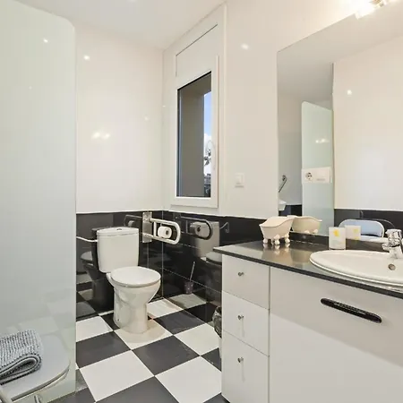 Fuer 4 Personen Ca 45 Qm In Empuriabrava, Costa Brava Golf De Roses Apartment