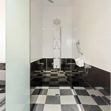 Apartment Fuer 4 Personen Ca 45 Qm In Empuriabrava, Costa Brava Golf De Roses Empuriabrava