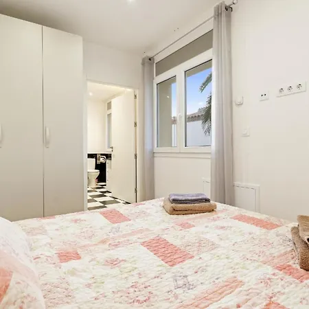 Apartment Fuer 4 Personen Ca 45 Qm In Empuriabrava, Costa Brava Golf De Roses