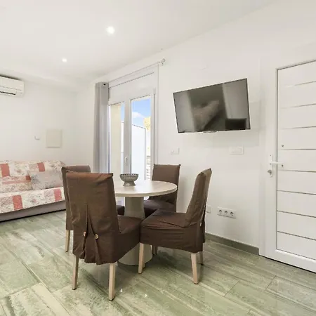 Fuer 4 Personen Ca 45 Qm In Empuriabrava, Costa Brava Golf De Roses Empuriabrava